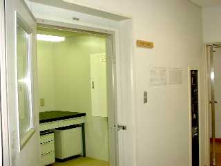 Photo: Temperature,humidity controlled laboratoty[1]