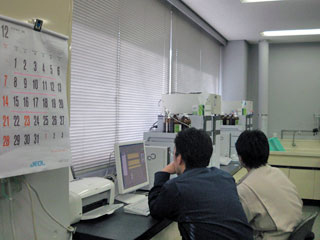 写真：水質分析研修（Bコース）の様子1