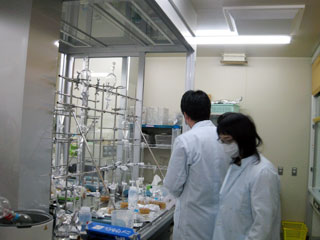 写真：ダイオキシン類環境モニタリング研修の様子1